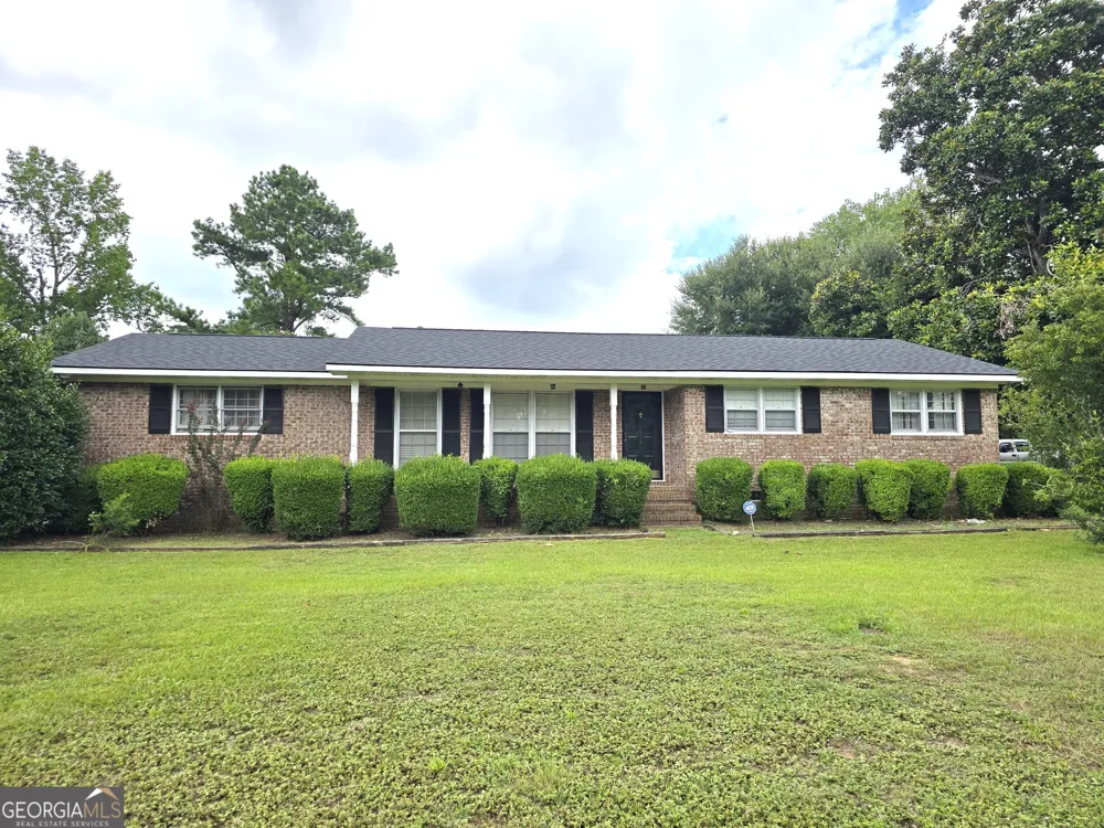 1052 Fairlane DR Louisville, GA 30434