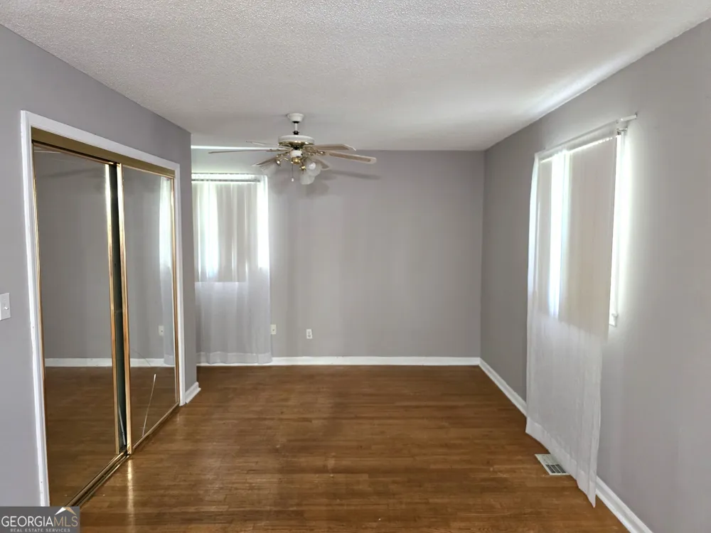 1052 Fairlane DR Louisville, GA 30434