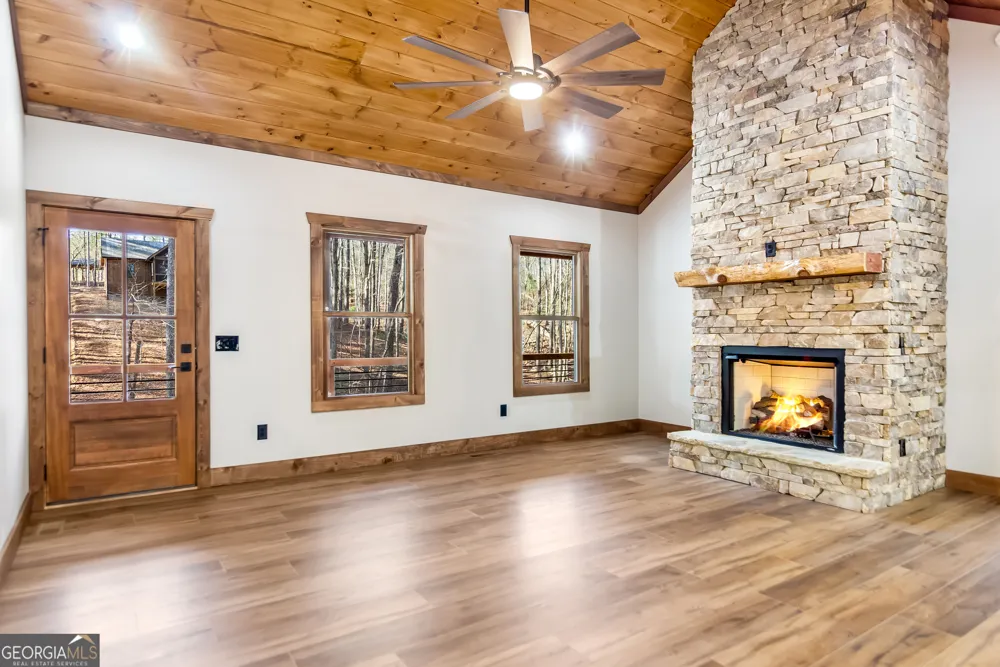 361 Oak Park DR Talking Rock, GA 30175