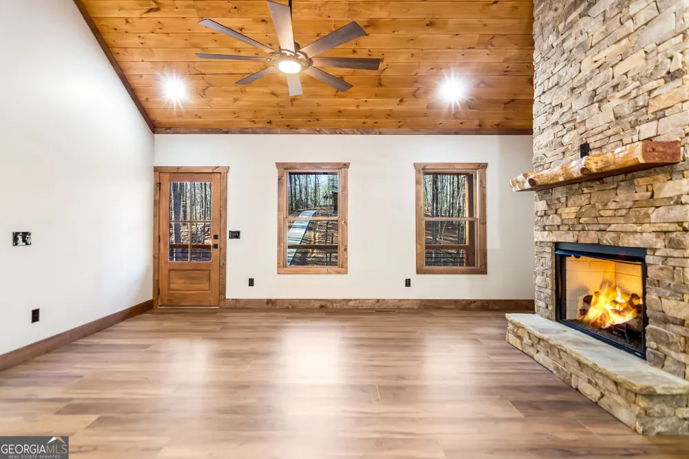 361 Oak Park DR Talking Rock, GA 30175