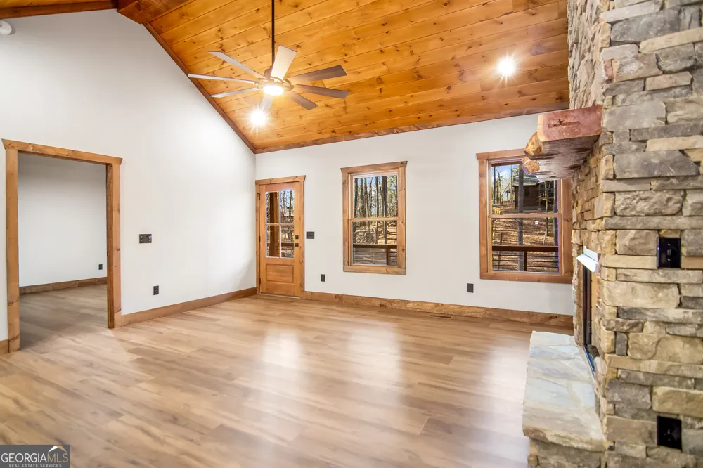 361 Oak Park DR Talking Rock, GA 30175