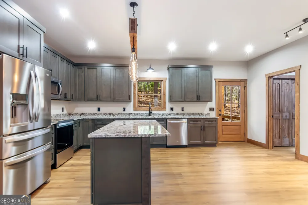 361 Oak Park DR Talking Rock, GA 30175