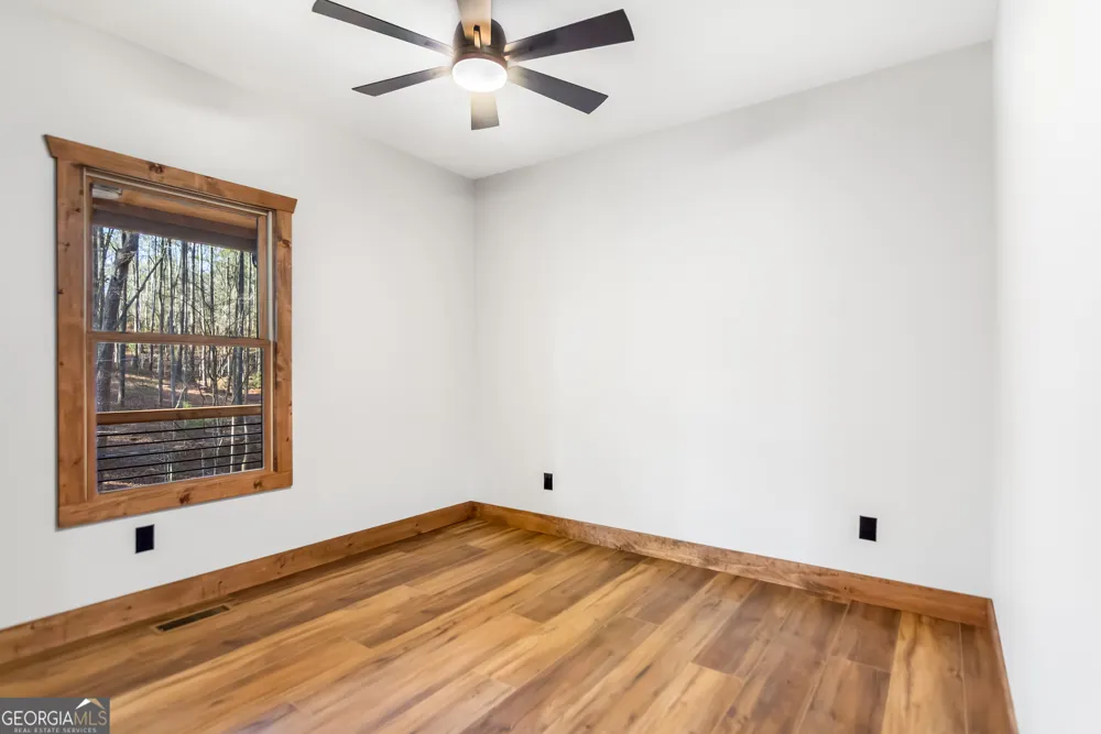 361 Oak Park DR Talking Rock, GA 30175
