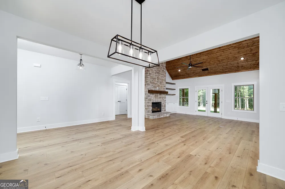 164 Henderson Mill Mansfield, GA 30055