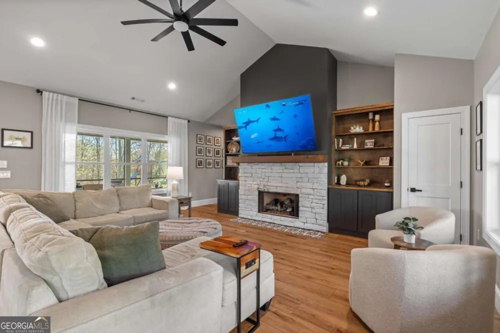 47 Meadow Brooke CT Young Harris, GA 30582