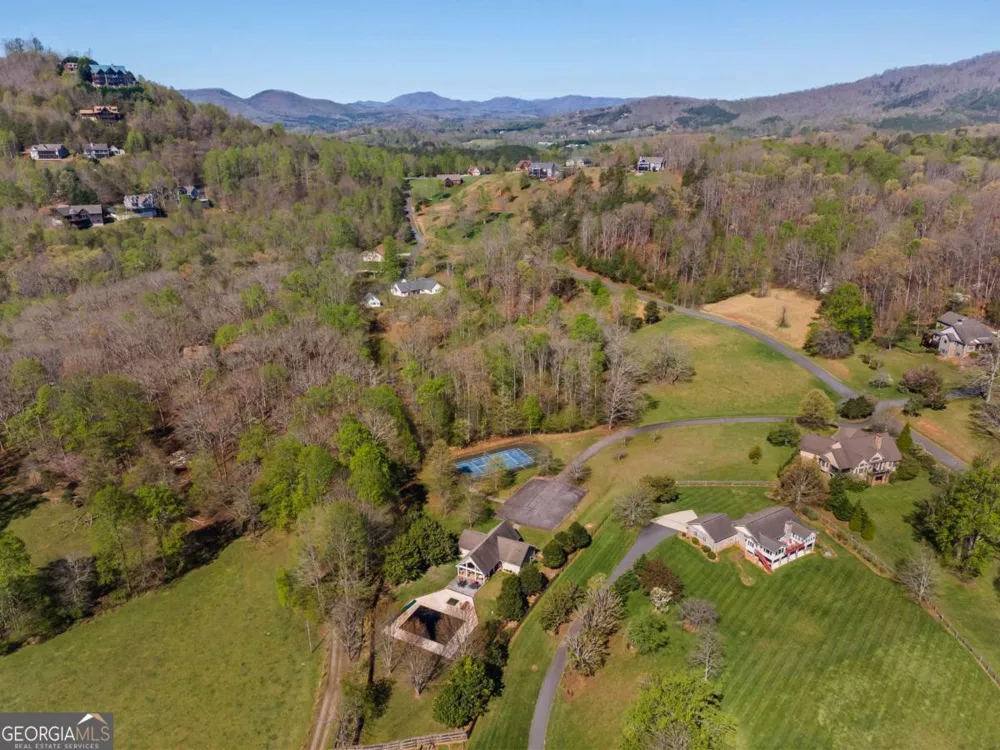 47 Meadow Brooke CT Young Harris, GA 30582