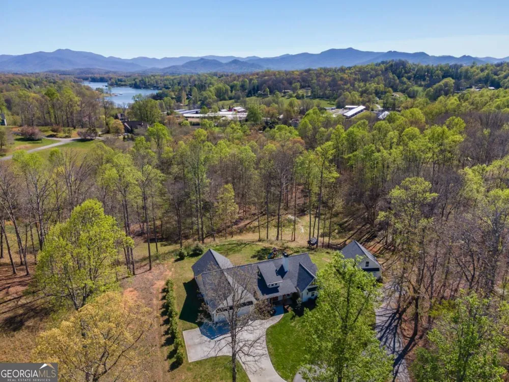 47 Meadow Brooke CT Young Harris, GA 30582