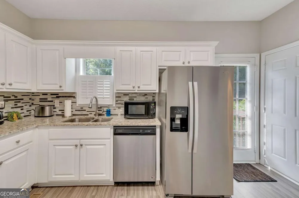 19 Moonlight DR SE Acworth, GA 30102