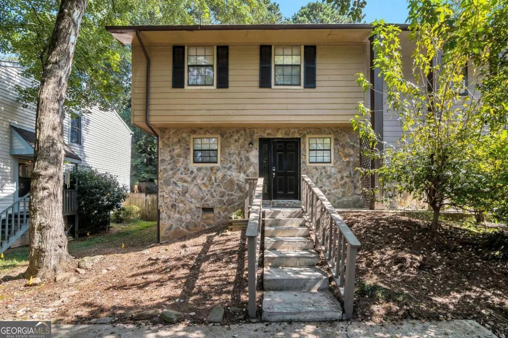 1114 Falling Water DR SE Smyrna, GA 30080