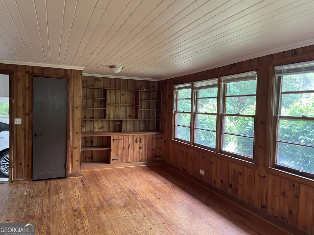 208 E Brazell ST Reidsville, GA 30453