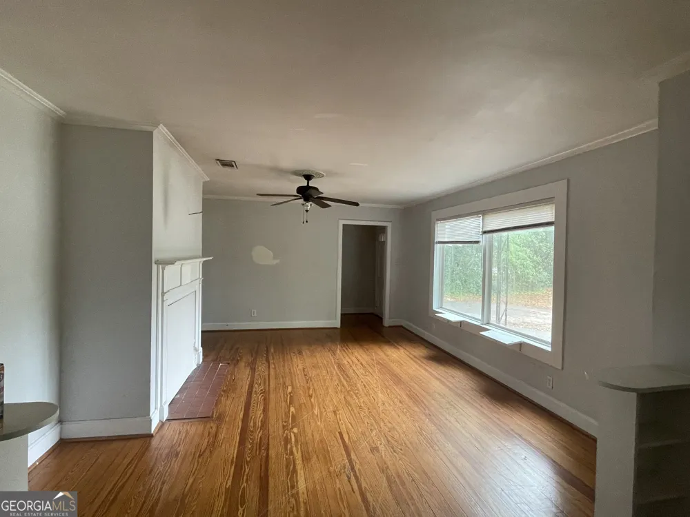 208 E Brazell ST Reidsville, GA 30453