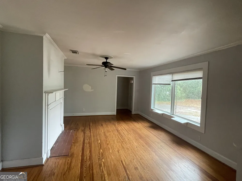 208 E Brazell ST Reidsville, GA 30453
