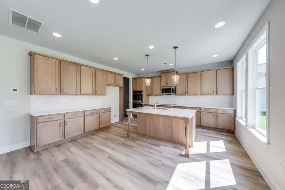 178 Classic Overlook Homer, GA 30547