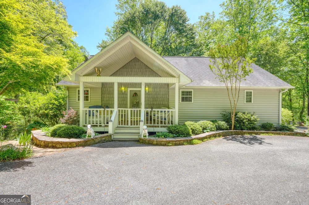 1903 Bell Eagle DR Hiawassee, GA 30546