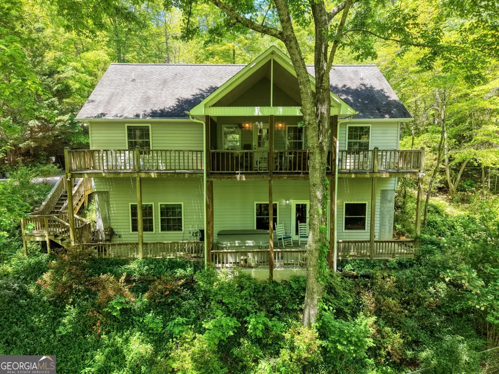 1903 Bell Eagle DR Hiawassee, GA 30546