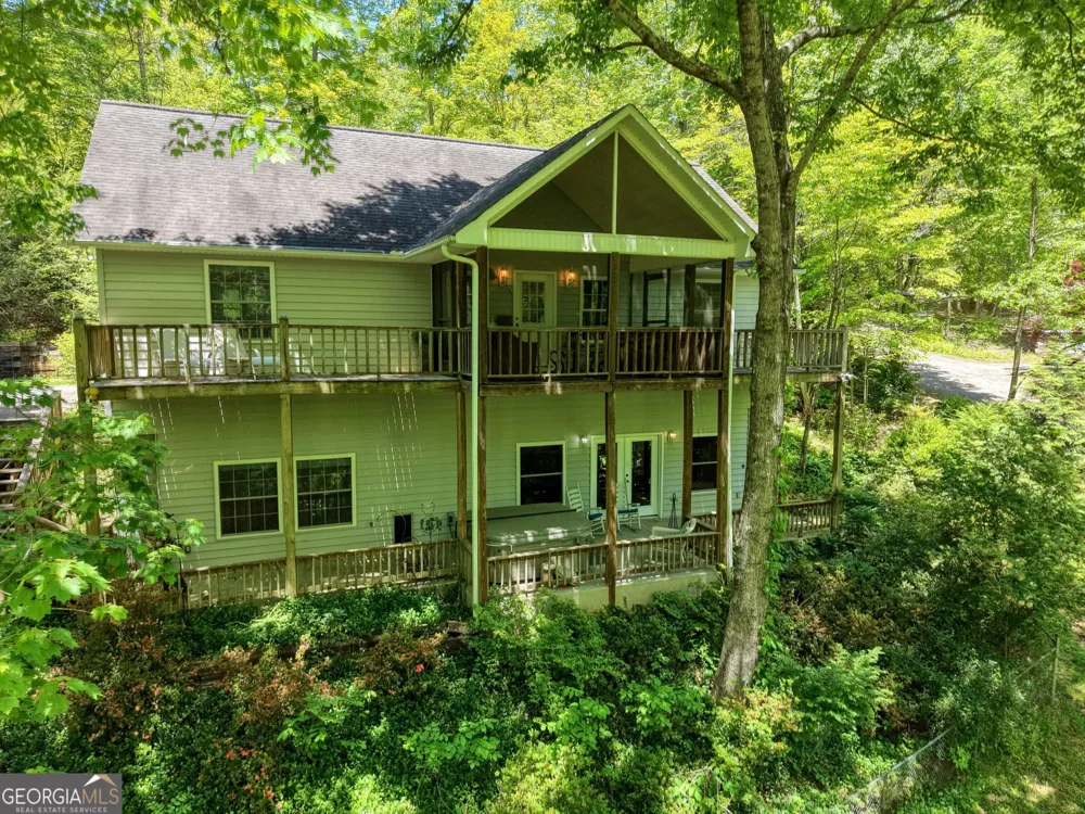 1903 Bell Eagle DR Hiawassee, GA 30546