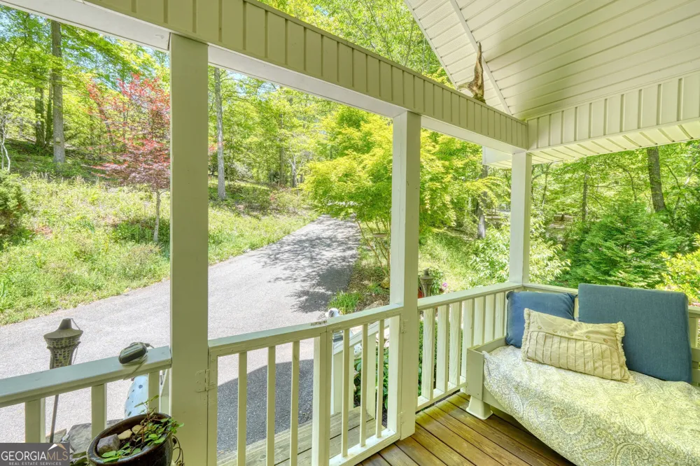 1903 Bell Eagle DR Hiawassee, GA 30546