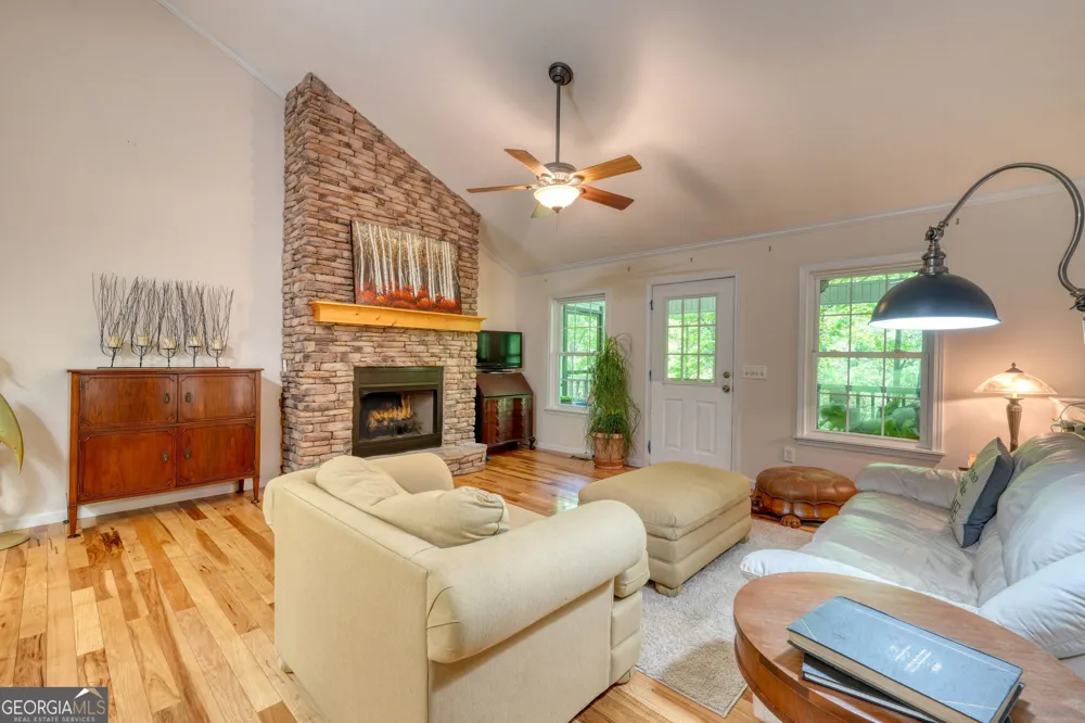 1903 Bell Eagle DR Hiawassee, GA 30546