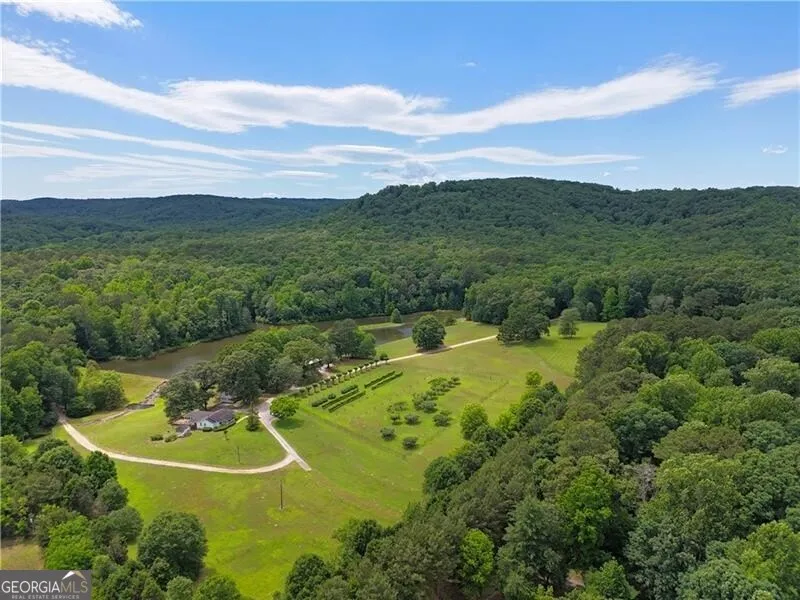1103 Apple Pie Ridge RD Alto, GA 30510