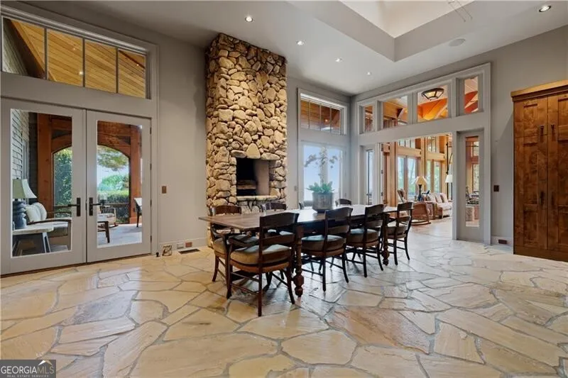 1103 Apple Pie Ridge RD Alto, GA 30510