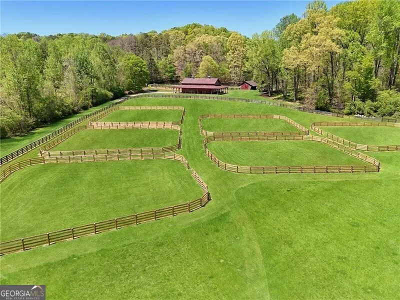 1103 Apple Pie Ridge RD Alto, GA 30510