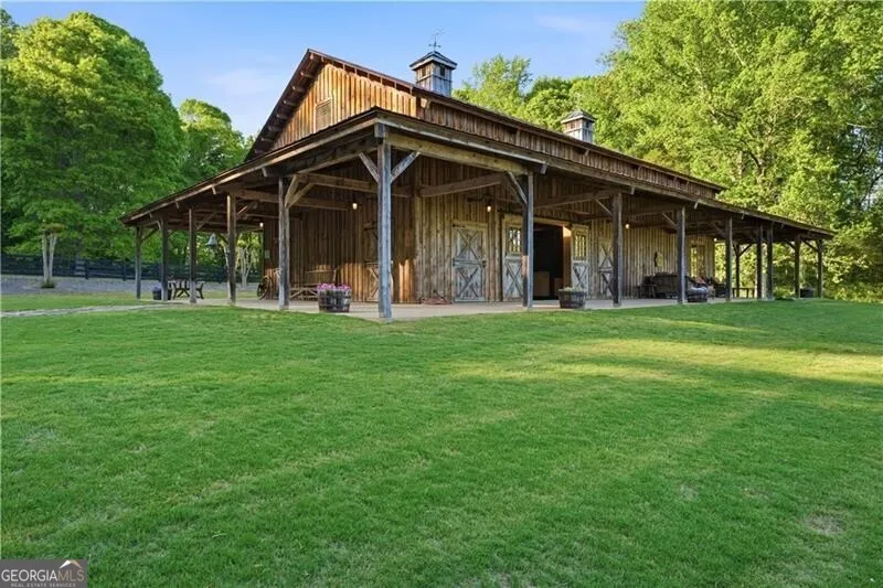1103 Apple Pie Ridge RD Alto, GA 30510