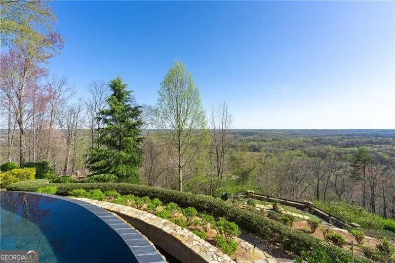 1103 Apple Pie Ridge RD Alto, GA 30510