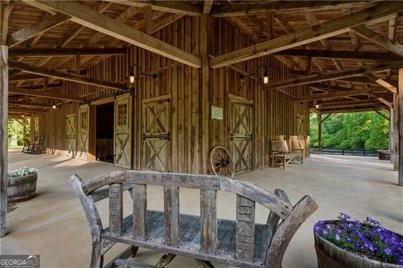 1103 Apple Pie Ridge RD Alto, GA 30510
