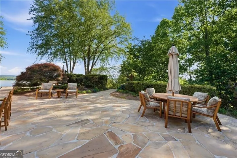 1103 Apple Pie Ridge RD Alto, GA 30510