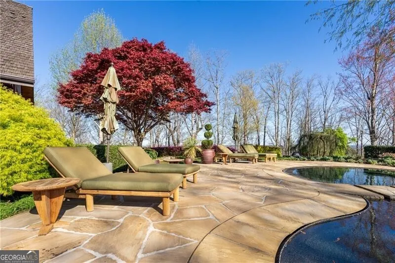 1103 Apple Pie Ridge RD Alto, GA 30510