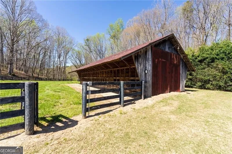 1103 Apple Pie Ridge RD Alto, GA 30510