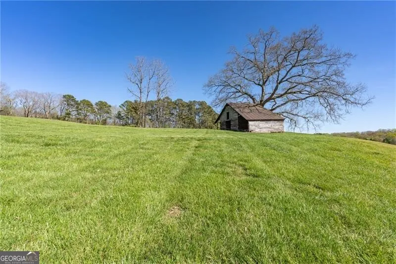 1103 Apple Pie Ridge RD Alto, GA 30510