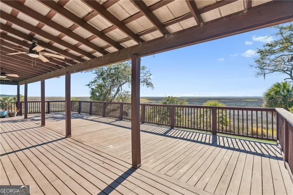 281 Marsh Breeze LN Waverly, GA 31565