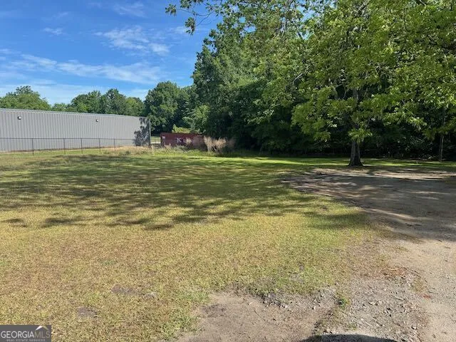 319 E McCarty ST Sandersville, GA 31082