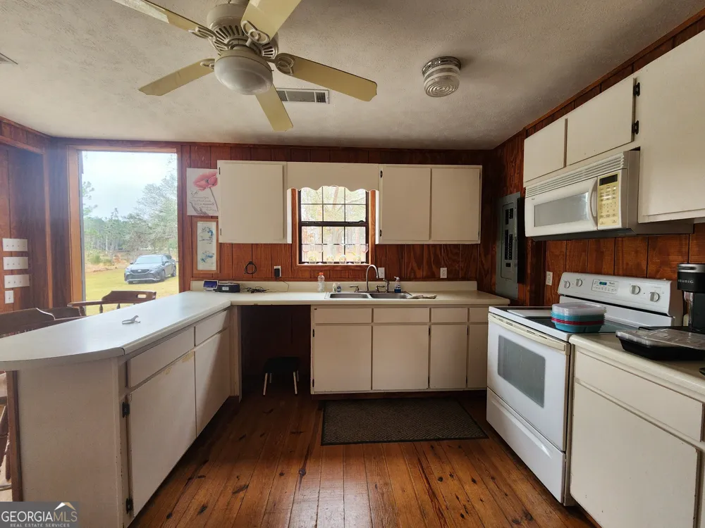 0 Hammond Powell RD Hazlehurst, GA 31539