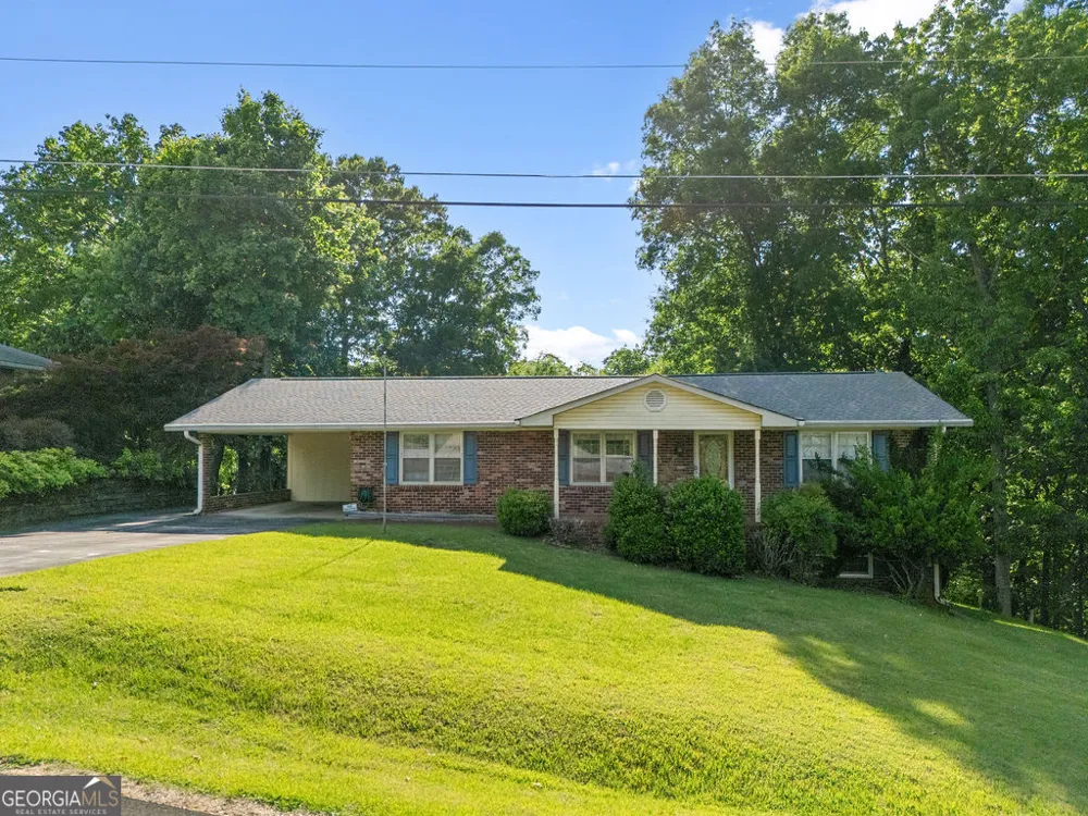 8 Montre CIR SE Silver Creek, GA 30173