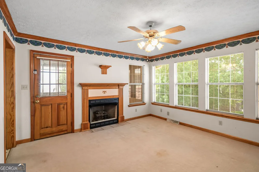 8 Montre CIR SE Silver Creek, GA 30173