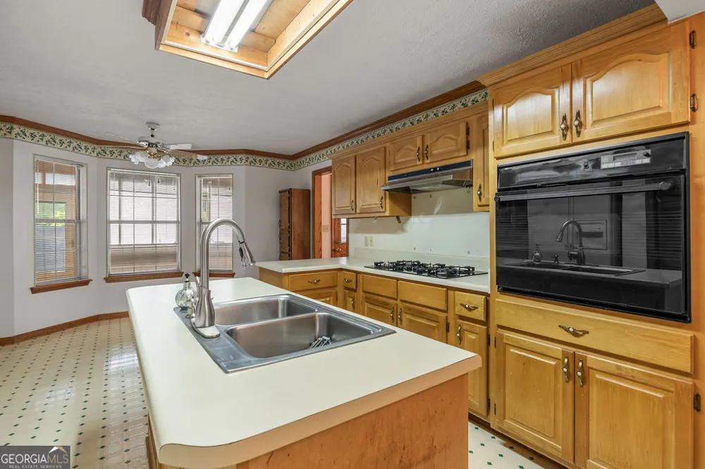 8 Montre CIR SE Silver Creek, GA 30173
