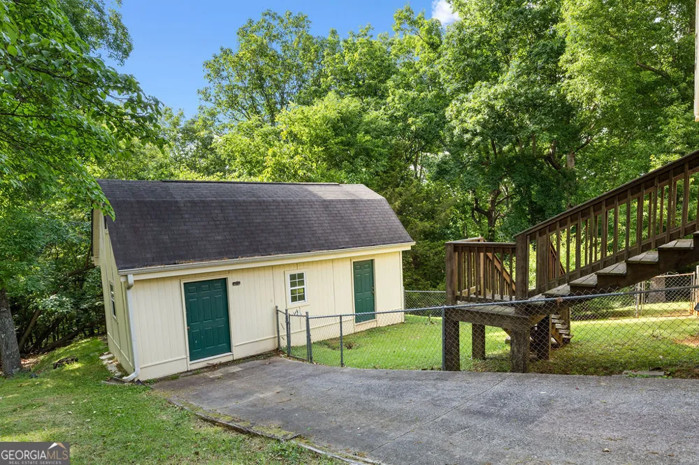 8 Montre CIR SE Silver Creek, GA 30173