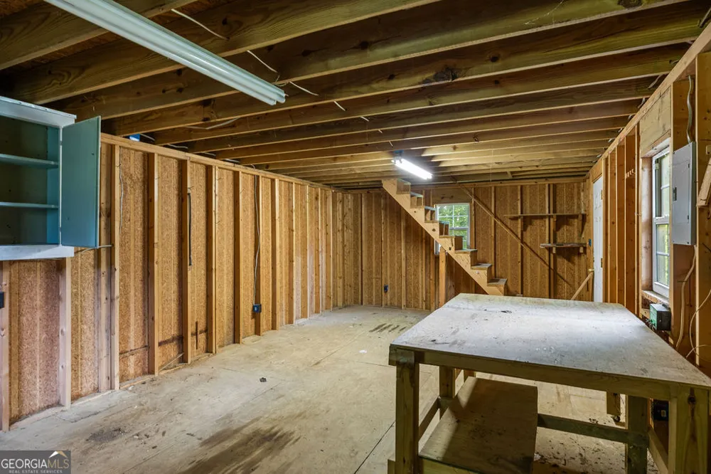 8 Montre CIR SE Silver Creek, GA 30173