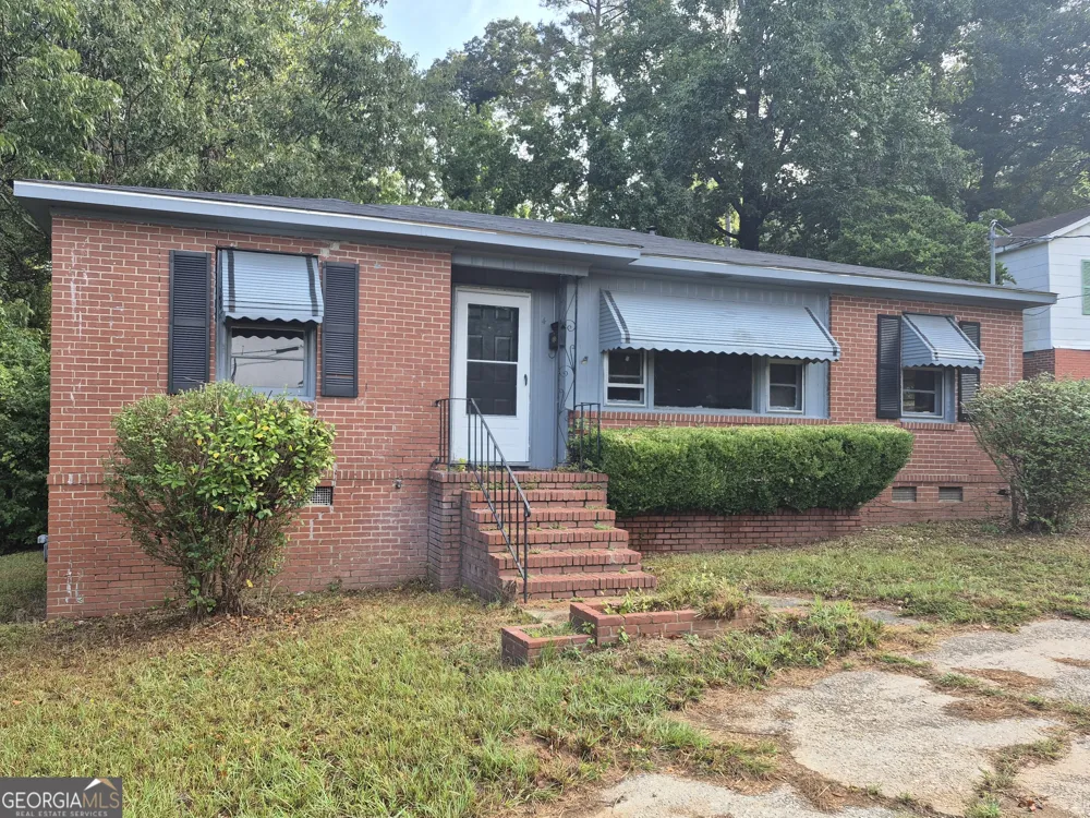 4 Lambert DR Columbus, GA 31903