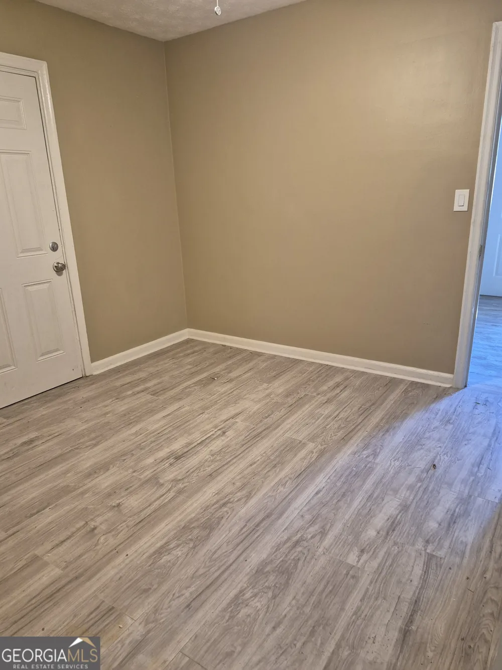 4 Lambert DR Columbus, GA 31903