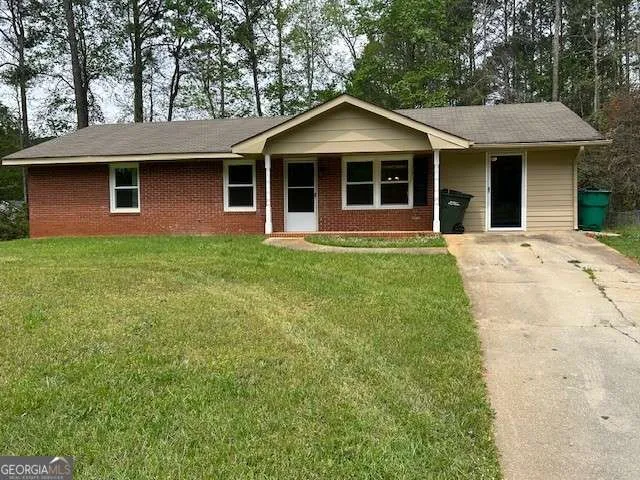 105 Longstreet CIR Oxford, GA 30054