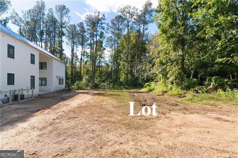 108 Rosa Dorsey LN St. Simons, GA 31522