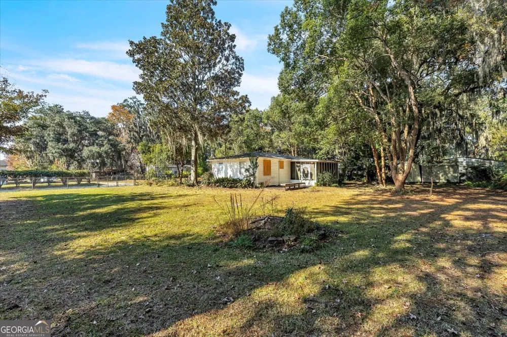 177 Winoca DR Midway, GA 31320