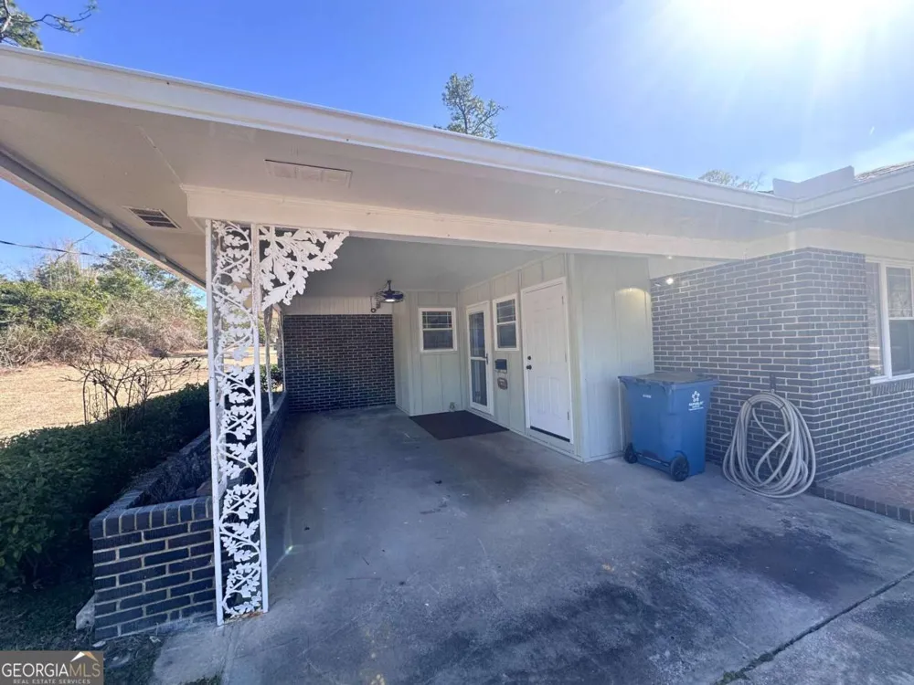 1002 Darby CIR Vidalia, GA 30474