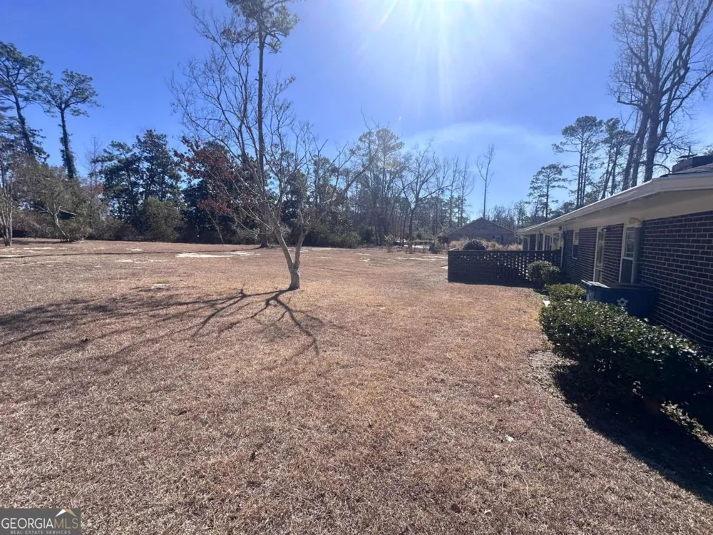 1002 Darby CIR Vidalia, GA 30474