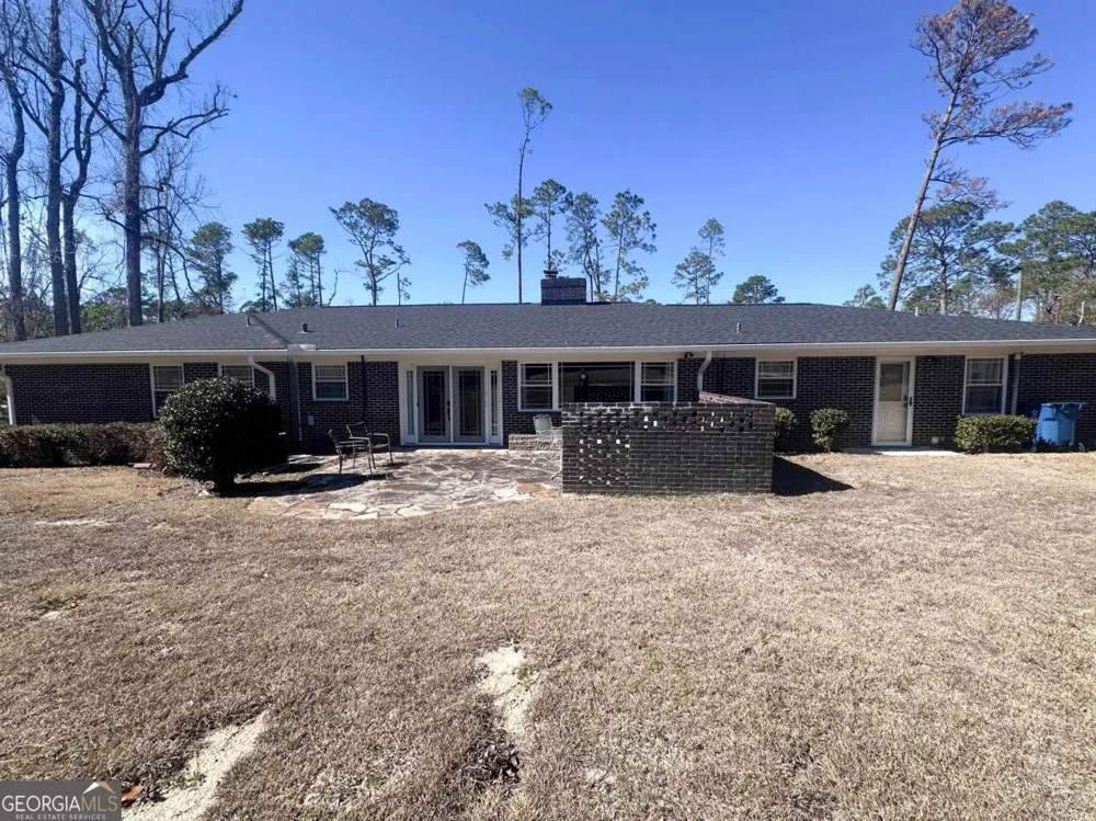 1002 Darby CIR Vidalia, GA 30474