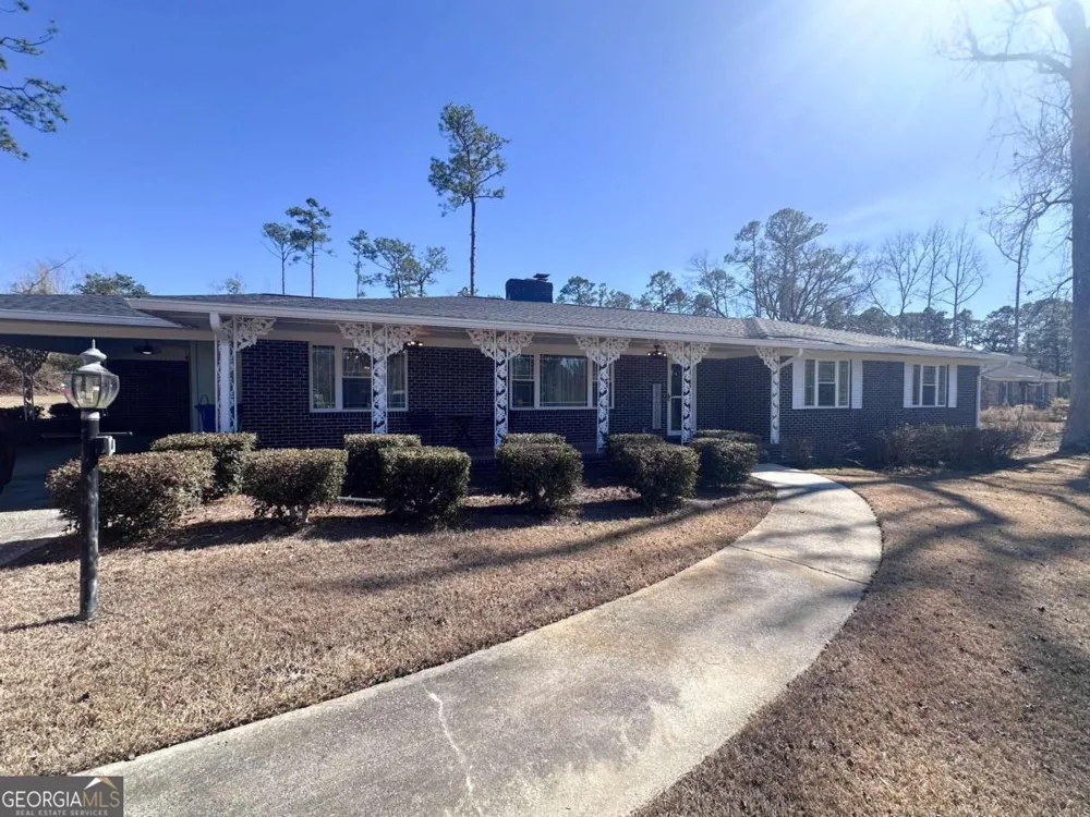1002 Darby CIR Vidalia, GA 30474