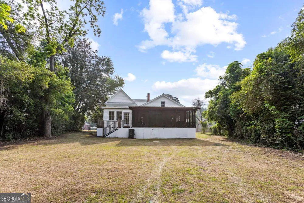 427 Harvey ST Millen, GA 30442